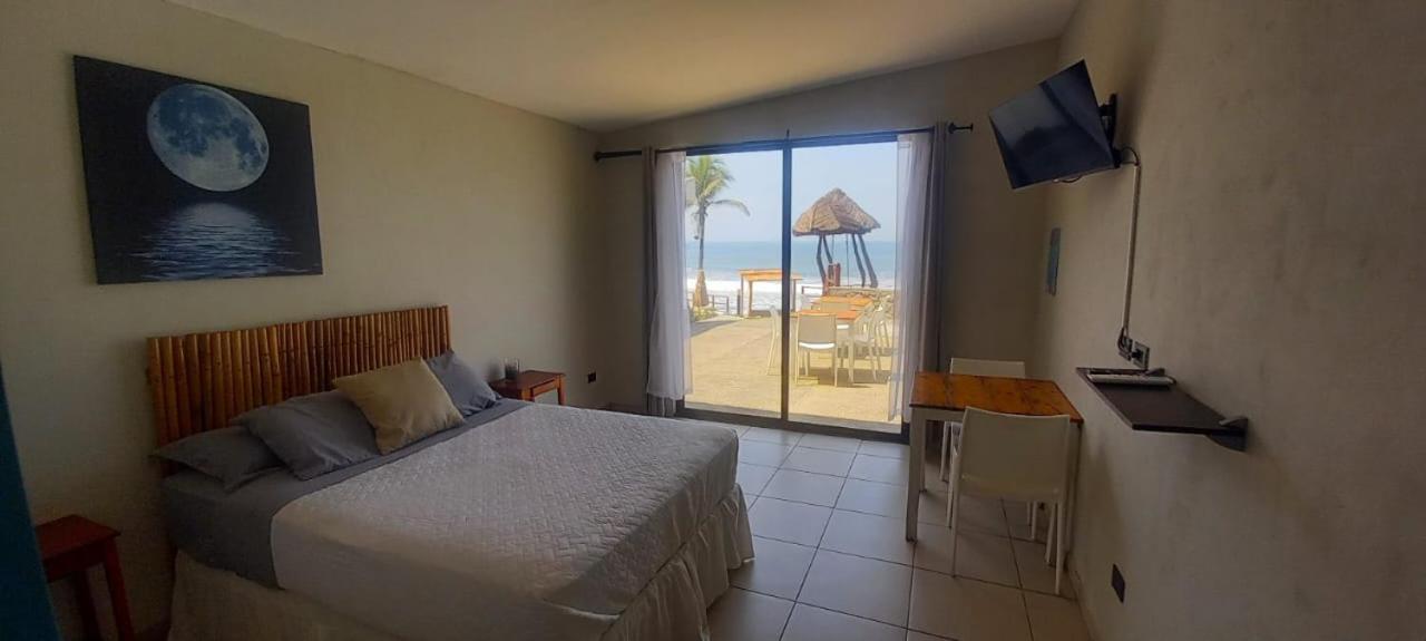 Reef On The Water Hotel Tamanique Ngoại thất bức ảnh