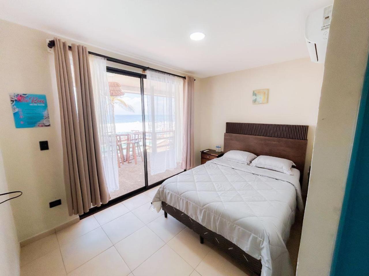 Reef On The Water Hotel Tamanique Phòng bức ảnh