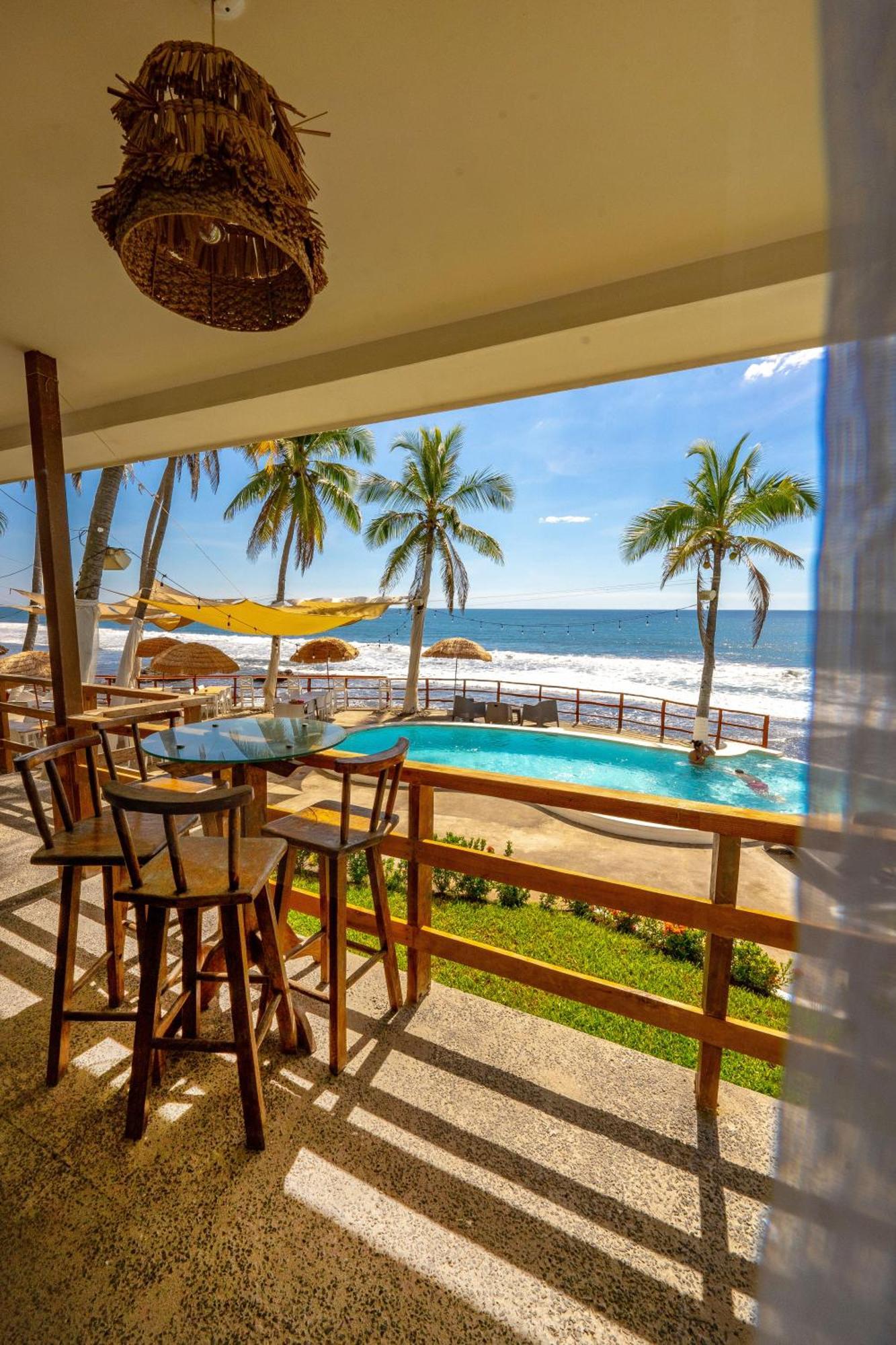 Reef On The Water Hotel Tamanique Ngoại thất bức ảnh